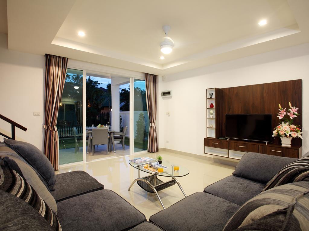 Kata Hill View Villas By Kata Sea View Villas Room photo