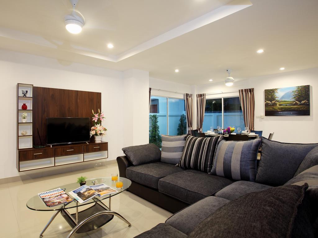 Kata Hill View Villas By Kata Sea View Villas Room photo